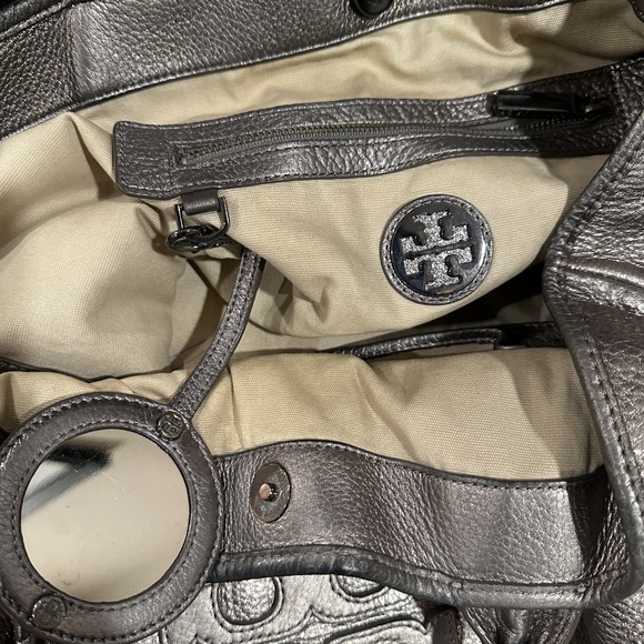 Tory Burch Platinum Pebbled Leather Tote - Picture 5 of 9